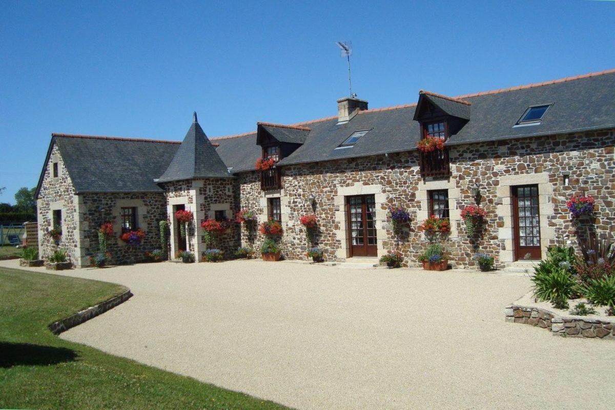 La Vieux Ville Trégomeur Exteriör bild