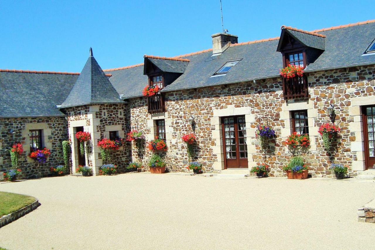 La Vieux Ville Trégomeur Exteriör bild